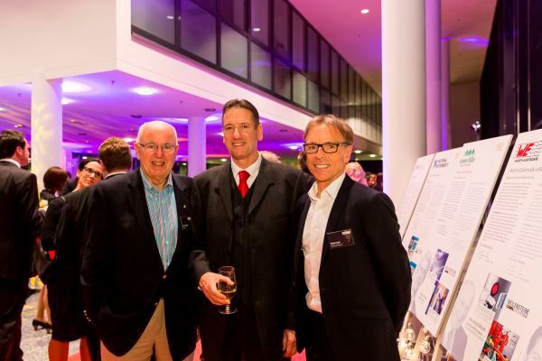 Impressionen von der After-Cocktailparty: Ernst-A. Weissbach, Johann Wiesböck, Matthias Knoppik (v.l.n.r) (Fotograf/Copyright:Fotograf/Copyright: Stefan Bausewein/Vogel Business Media)