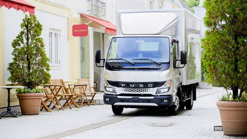 Der Canter ist in fünf Gewichtsklassen zwischen 3,5 und 8,55 Tonnen erhältlich. (Bild:  Daimler Truck)