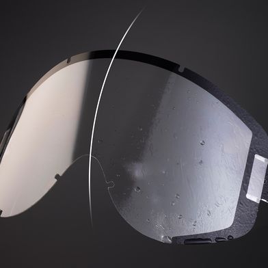 Transparente Folienheizung: Metal Mesh bringt die Heizstruktur unmittelbar auf oder hinter das Bauteil – im Beispiel: eine Skibrille. (Bild: Bopla)