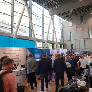 Impressionen von der Verbindungstechnikmesse Schraubtec am 16. April in der Stuttgarter Carl-Benz-Arena ...(Bild:  P. Königsreuther)