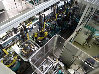 Einblick in die Trommelmontage mit einigen Stationen. (Bild: Kuhn)