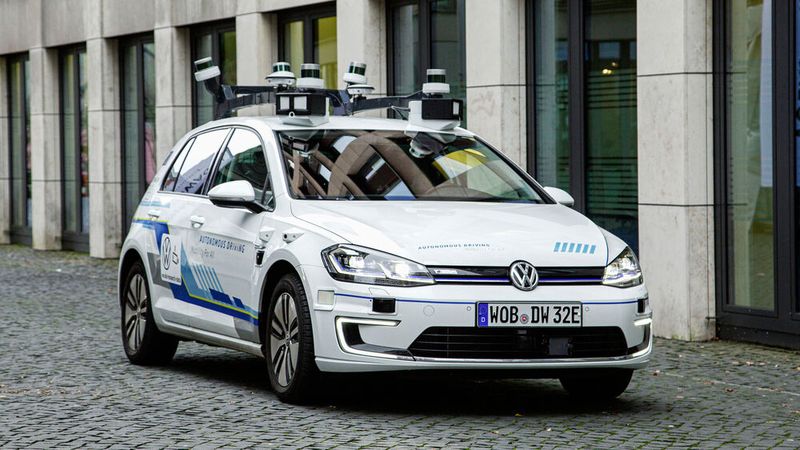 VW-Testfahrzeug für hochautomatisiertes Fahren.(Bild:  Volkswagen)