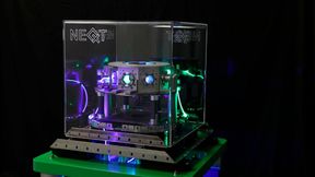 Mit der Validierung des Laserverstärkers an einem Ionenfallen-Quantencomputer von „NeQxt“ wird in Zusammenarbeit mit dem Fraunhofer IZM aus Berlin ein Baustein zur technologischen Souveränität Europas in Sachen Quantencomputing aus der Taufe gehoben. (Bild: „NeQxt“)