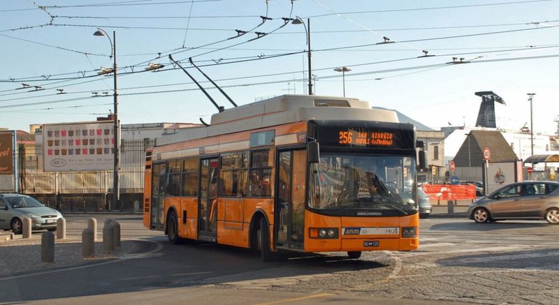 Der Trolleybus ist in Napoli ein kostengünstiges, nachhaltiges Transportmittel. (Stratasys)