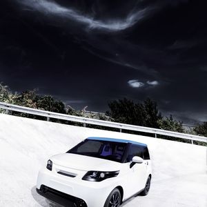 80 mittelständische Unternehmen und zahlreiche Forschungseinrichtungen haben das erste Elektrofahrzeug explizit für den Kurzstreckenverkehr entwickelt.