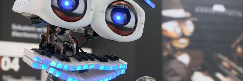 Ein Roboter macht Musik - oder wie kreativ ist KI?(Bild:  Tom Frohn)