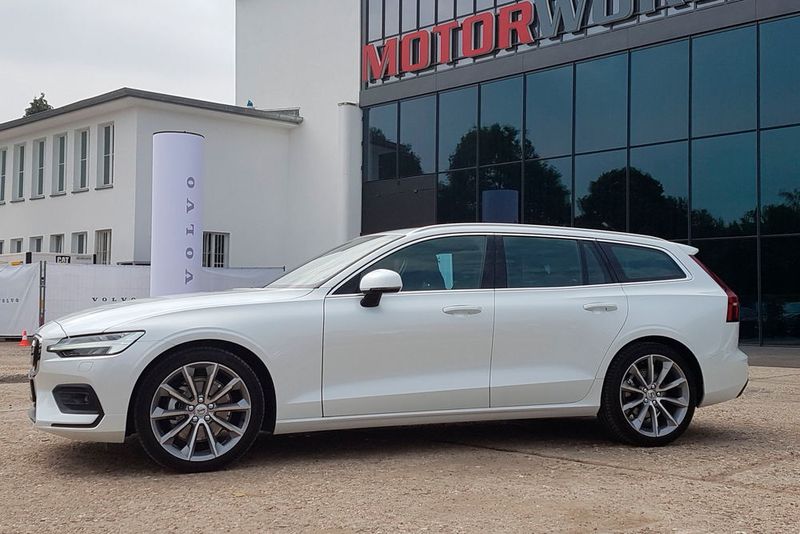 Der Radstand ist im Vergleich zum direkten Vorgänger V60 um 96 Millimeter gewachsen.  (Mauritz/»kfz-betrieb«)