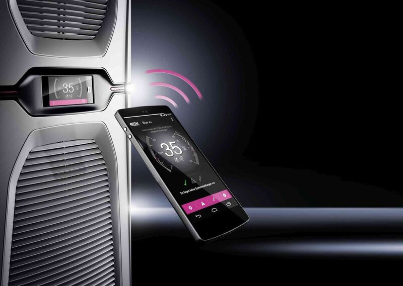 Die Near-Field-Communication-Schnittstelle (NFC) ermöglicht eine einfache Parametrierung mehrerer Kühlgeräte über ein NFC-fähiges mobiles Endgerät. (Bild: Rittal)