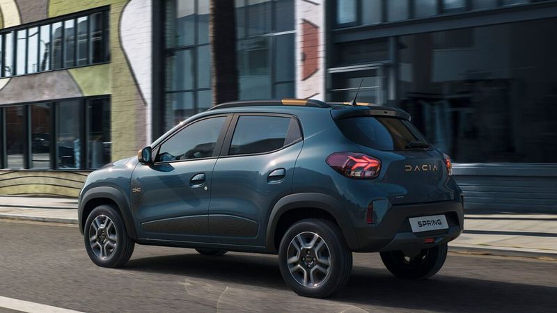 4. Der Motor: Der Elektromotor im Spring leistet 33 kW/44 PS. In der Stadt kein Problem – hier ist das SUV sogar recht schnell im Antritt. Auf der Autobahn hört der Spaß allerdings auf. Tritt man auf das Gaspedal, passiert gefühlt gar nichts.  (Bild: Dacia)