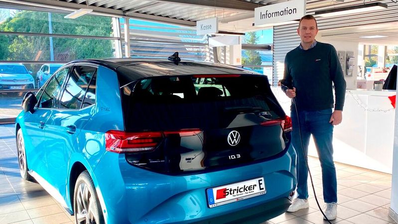 Christoph Stricker nimmt mit seinem Autohaus von Beginn an am THG-Quotenhandel teil.(Bild:  Autohaus Stricker)