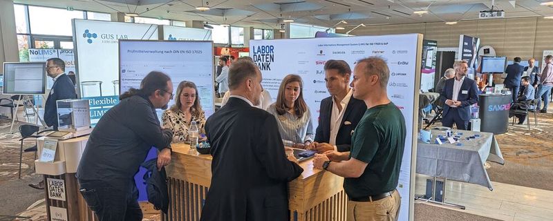 Beim LIMS-Forum tauschen sich jedes Jahr Experten und Anwender zu Themen rund um die Labor-Informations- und Managementsysteme aus.(Bild:  VCG – Lüttmann)