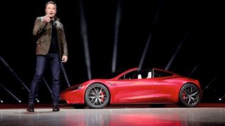 Unbeeindruckt von allen Zweiflern hat Tesla mittlerweile vier Modelle auf dem Markt. Drei weitere Fahrzeuge – Roadster, Cybertruck und der Schwerlastwagen Semi – sind angekündigt.  (Tesla)