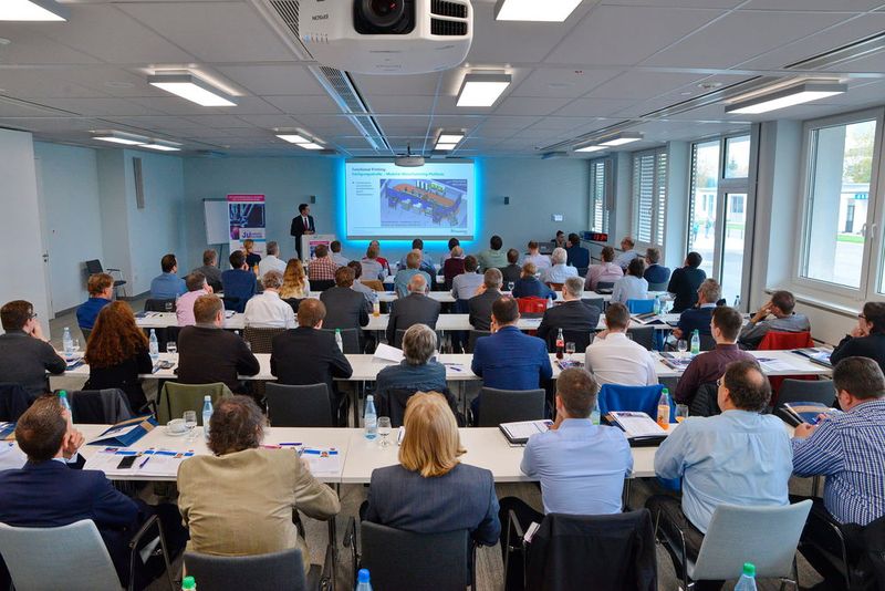 Rund 70 Teilnehmer kamen am 28. September zum 1. Praxisforum 3D-gedruckte Elektronik nach Würzubrg.  (Bild: ELEKTRONIKPRAXIS)