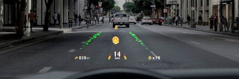 AR-Display: Das Deep Reality Display projiziert mithilfe eines RGB-Lasers virtuelle Bilder auf die Windschutzscheibe. (Bild:  WayRay)