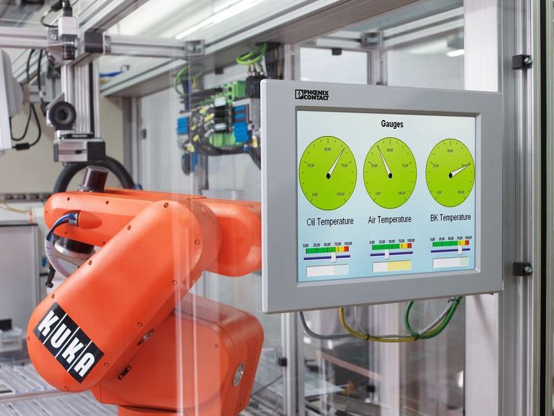 Bild 1: Zentrale Steuer-, Bedien- und Visualisierungseinheit.  (Bild: Phoenix Contact)
