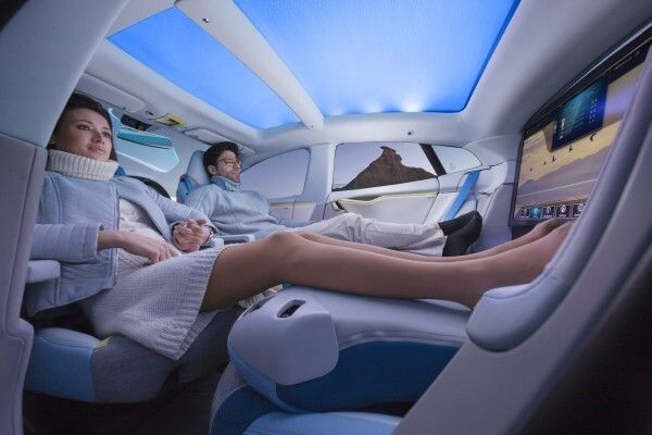 Mit dem vollelektrisch angetriebenen Konzeptfahrzeug „XchangE“ zeigt die Schweizer Ideenschmiede Rinspeed auf dem Genfer Auto-Salon die Zukunft des autonomen Fahrens.  (Rinspeed)