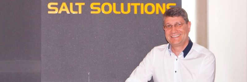 Wolfgang Rüth. Leiter Business Development bei Salt Solutions: "Ein wesentlicher Vorteil ist die Objektivität der KI. Führungskräfte entscheiden häufig auch nach Bauchgefühl. Wenn dieses Bauchgefühl in Objektivität umgewandelt werden kann, können Manager fundierte Entscheidungen treffen." (Bild:  Anna-Lena Hillenbrand)