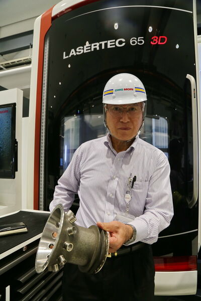 Solution Centre, HQ in Tokyo: Processing components for the Lasertec 65 3D. (Bild: Anne Richter, SMM)