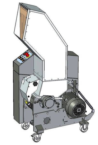 Aufgerüstet: Als zweite Fakuma-Neuheit präsentiert Getecha eine Mittelklasse-Trichtermühle namens Rotoschneider RS 2402 mit leistungsfähigerem Antrieb, geschlossenem Rotor und verstärktem Gehäuse, die auch massive, klumpig-zähe Reststücke und „Abspritzfladen“ zerkleinern kann. (Getecha)