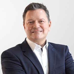 (Docu Ware GmbH)