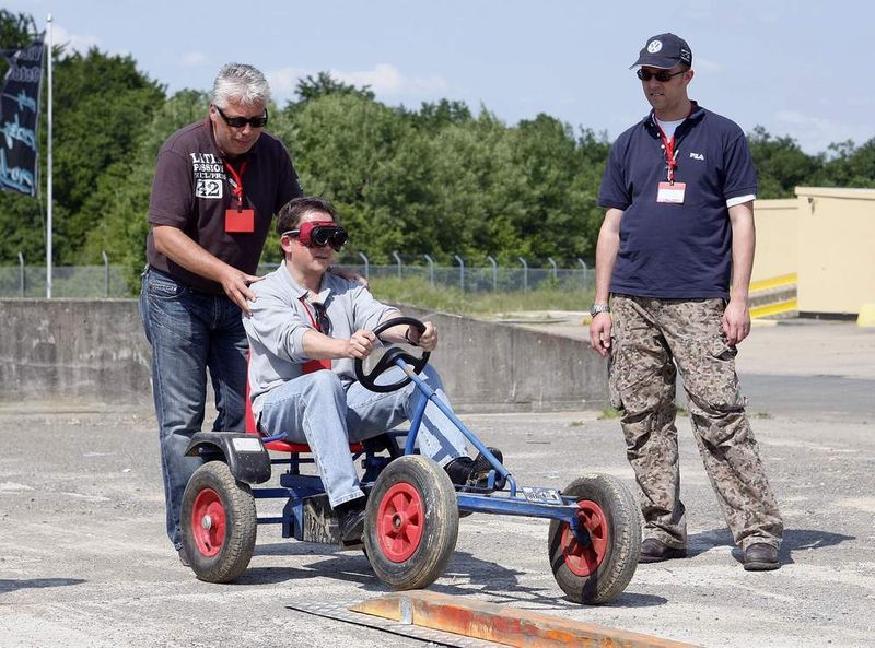 Der Umgang mit Fahrzeugen ohne Motor wollte ebenfalls geübt sein. (Archiv: Vogel Business Media)