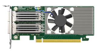 QNAP stellt die QXG-100G2SF-BCM vor: Dual-100-GbE-NIC mit RDMA und SR-IOV für virtualisierte All-Flash-Umgebungen und 200-GbE-Fabric. (Bild: QNAP)