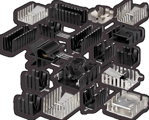 Bild 4: Verschiedenartige Aufsteckkühlkörper mit integrierten Klammergeometrien für eine sichere und schnelle Befestigung der Bauteile (Bild: Fischer)
