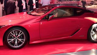 Lexus-Deutschlandchef Heiko Twellmann brachte den Lexus LC mit nach Fulda. ((c)2018 C.OLAF ADICKES)