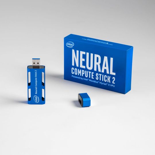 Intel Neural Compute Stick 2: erfordert keine zusätzliche Hardware Intel Neural Compute Stick 2: erfordert keine zusätzliche Hardware