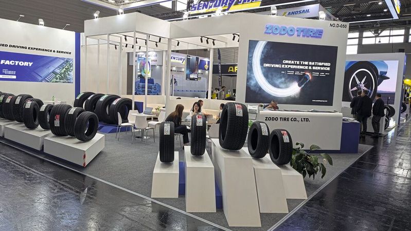 Zodo Tire (hier auf der Fachmesse The Tire Cologne) ist einer der chinesischen Hersteller, die an der EU-Untersuchung mitgewirkt haben. Für sie beträgt der Zollsatz 24,4 Prozent. (Bild:   Rosenow – VCG)