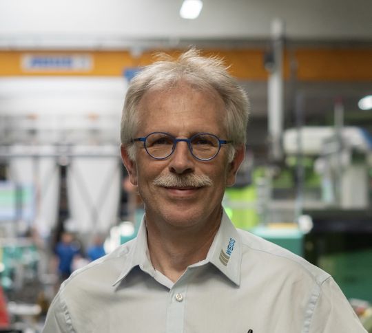 Dipl.-Ing. Robert Heller, Technischer Betriebsleiter, Weiss Kunststoffverarbeitung, Illertissen.(Bild:  Weiss)