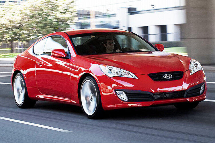 Für den Antrieb des Hyundai-Topmodells stehen weiterhin zwei Benzinmotoren zur Wahl. (Foto: Hyundai)