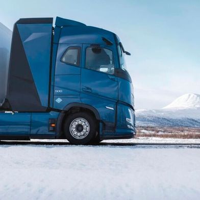 Volvo Trucks absolviert mit seinen neuen Wasserstoffbetriebenen Lkw Straßentests. (Bild: Volvo Trucks)