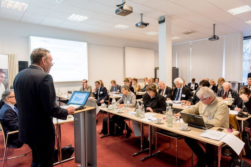 Tradiotionell präsentiert der BVMed die Ergebnisse seiner Herbstumgrage der Presse in einem Medienseminar in Berlin. (Bild: BVMed)