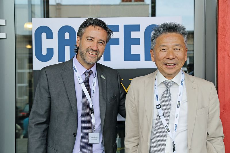 Im Bild Markus Dutly (li., Geschäftsführer, CADFEM Schweiz) und Erke Wang (Geschäftsführer, CADFEM Deutschland), die für die Schweiz respektive Deutschland die FEM-Methoden praxisnah mit den Kunden weiterentwickeln. (Matthias Böhm, Chefredaktor SMM)