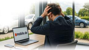 Mobile.de wollte in den vergangenen Monaten vor allem größere Händlerpartner zum Abschluss von Zweijahresverträgen bewegen. Die Plattform argumentierte mit Planungssicherheit, wie zu hören war. Jedoch sieht die Branche diesen Aspekt nur bedingt. (Bild: Dall-E / KI-generiert)