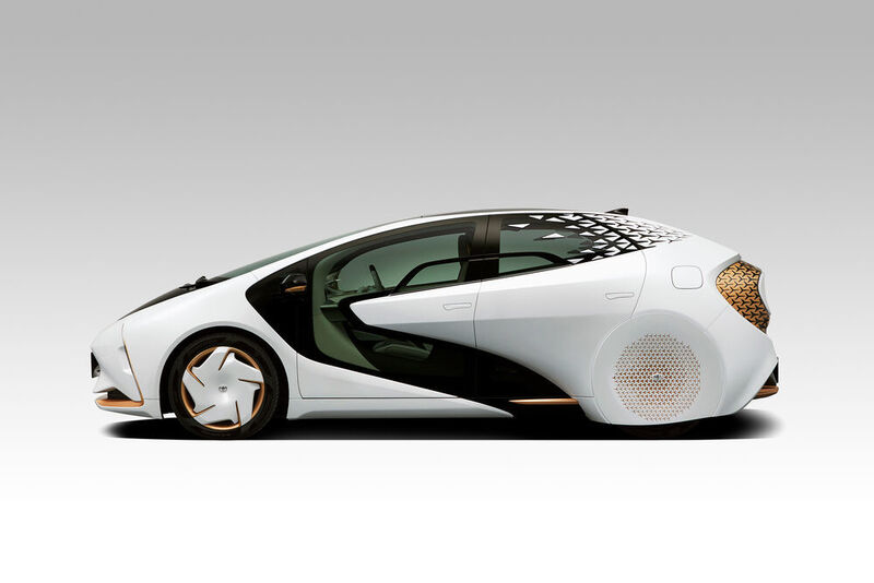 Die Studie Toyota LQ soll eine Art automobilen Roboterfreund verkörpern. (Toyota)