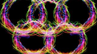 Für Sportfans führt aktuell kein Weg an den Olympischen Spielen vorbei. Um zwischen den Wettkämpfen seine Freunde, Nachbarn oder Familie mit Fachwissen und Fun-Facts beeindrucken zu können, hat 99designs Informationen rund um Olympia zusammengefasst. (gemeinfrei)