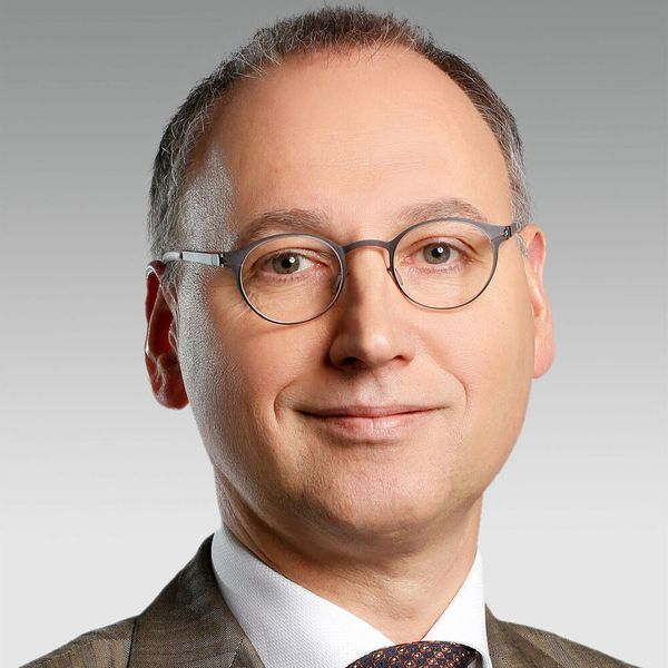 Bayer-Chef Werner Baumann musste auf der Bilanzpressekonferenz ein kräftiges Umsatzminus verkünden. (Bayer)