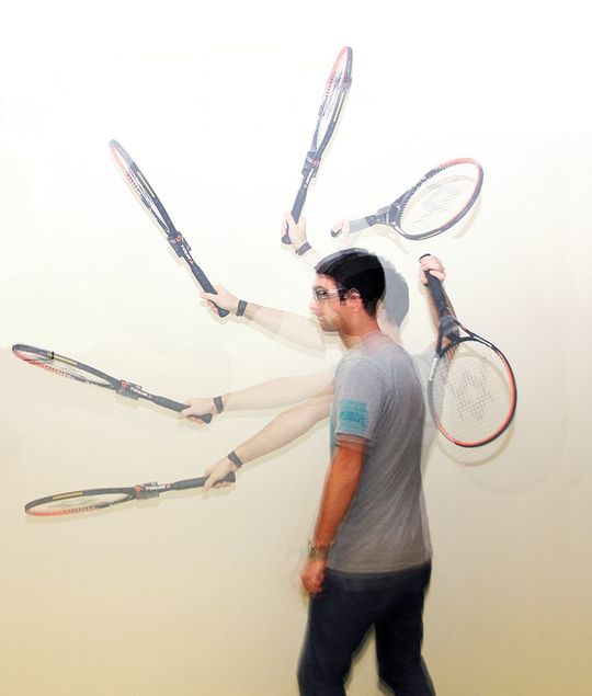 Verbesserte Bewegungsabläufe: Beim Tennisspielen können die Sensoren helfen, die Schlägerführung und die Schlagkraft zu verbessern(Hochschule Darmstadt)