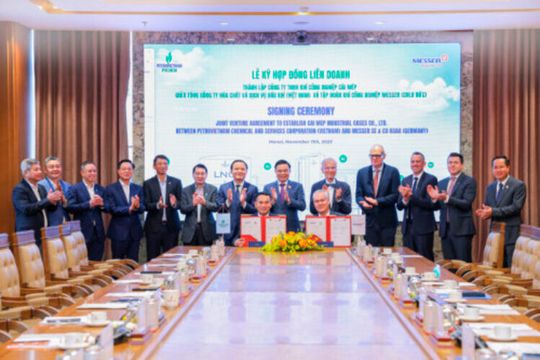The joint venture will invest in the development of an industrial gas production plant in the Cái Mép Industrial Park, Cái Mép Ward, Ho Chi Minh City, with a capacity of 200,000 tons per year and a total investment of approximately 35 million dollars. (Source:  Messer & Co.)