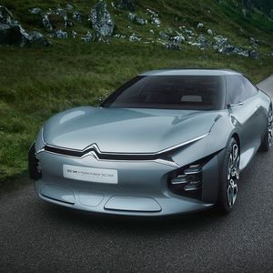 Feiert auf dem Pariser Autosalon 2016 Weltpremiere: die Citroën-Studie CXperience.