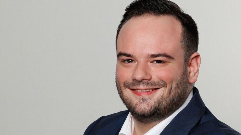 Meikel Baum-Rivera, Kooperationsmanager des Geschäftsbereichs Autofinanz bei der Akf-Bank: „Die CI-Vorgaben der Hersteller steigen, die Händler dagegen müssen finanziell flexibel bleiben.“(Bild:  Akf-Bank)