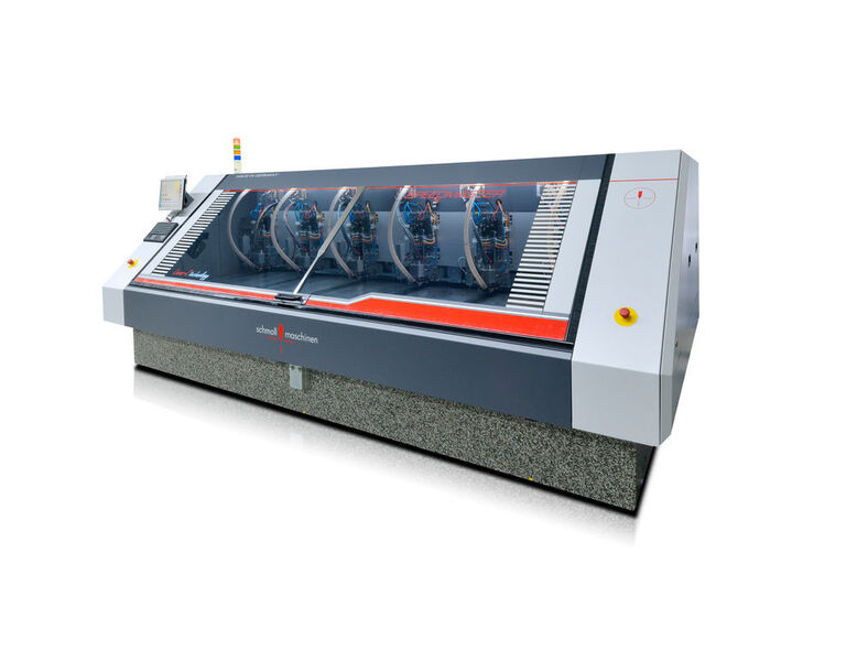 Die Speedmaster CNC-Bohrmaschinen von Schmoll Maschinen bohren mit hoher Geschwindigkeit und Präzision Löcher in Leiterplatten. (Schmoll Maschinen)