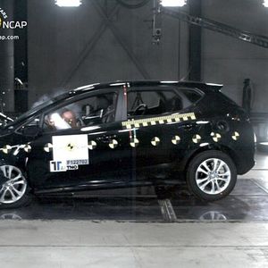 (EuroNCAP)