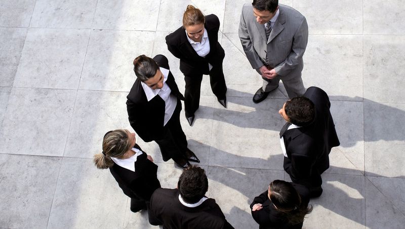 Die Grenzen der B2C- und B2B-Kommunikation verschwimmen zunehmend. Dies bedeutet neue Herausforderungen für das Marketing, neue Anforderungen an den Markenaufbau und die Markenpflege. (Bildquelle: Fotolia.com © auremar)