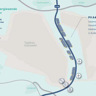 Entlang der Autobahn zwischen Bedburg und Jüchen liefern bereits 141.000 Solarmodule klimafreundlichen Strom; 30.600 weitere Module folgen bis Ende 2026. (Bild: RWE)