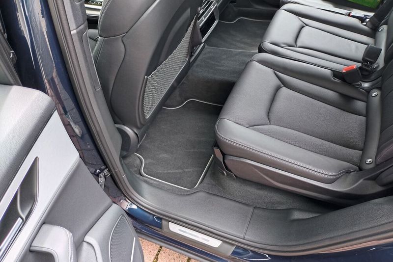 Bei einem Radstand von drei Metern bleibt viel Platz für die Insassen. (Bild: Sven Prawitz/VCG)