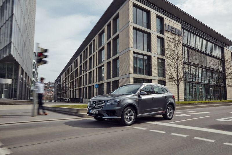 Statt der versprochenen Elektro-Fahrzeuge rollte zudem mit dem BX7 TS ein konventionelles SUV auf den Markt. (Bild: Auto-Medienportal.Net/Borgward)