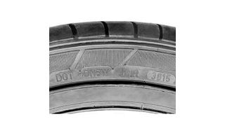 Betroffen sind Reifen mit den DOT-Nummern 3715 und 3815. (Foto: GDTG)